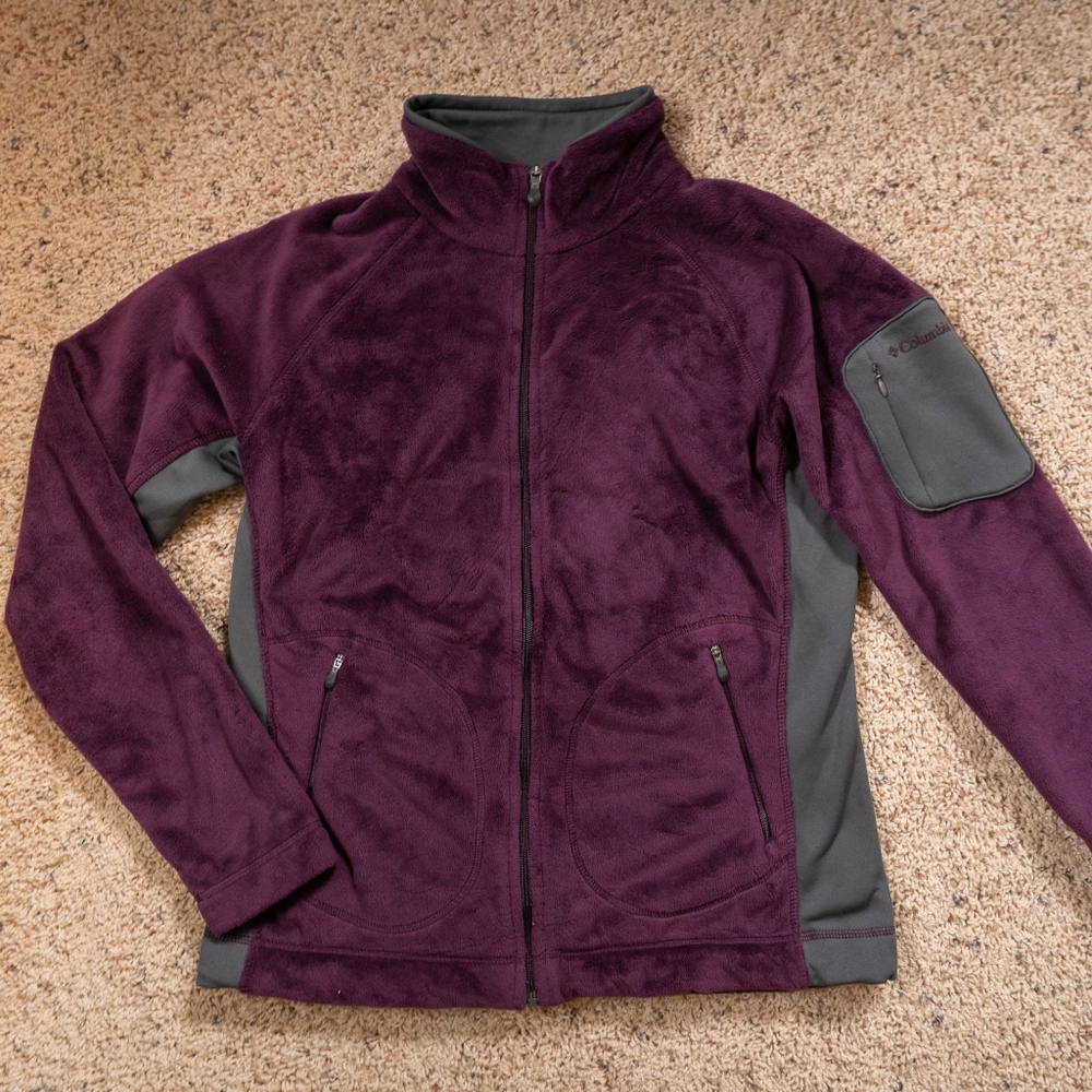 Columbia plush purple and grey fleece zip-up L